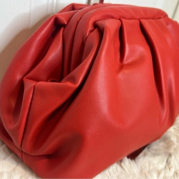 BADGLEY MISCHKA LOGO CROSSBODY BAG RED NEW WITH TAGS - Picture 4 of 14